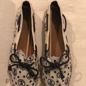 Sperry women’s shoe
